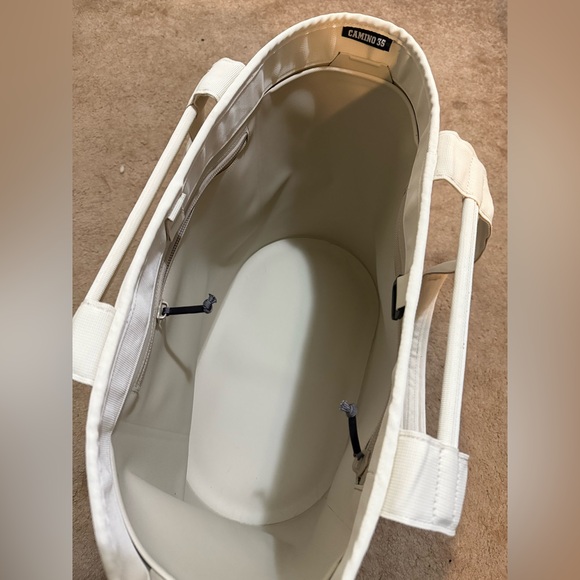 Yeti Camino 35 Carryall Tote - Picture 4 of 6